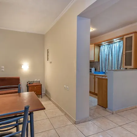 Tsiolis & Apartman *